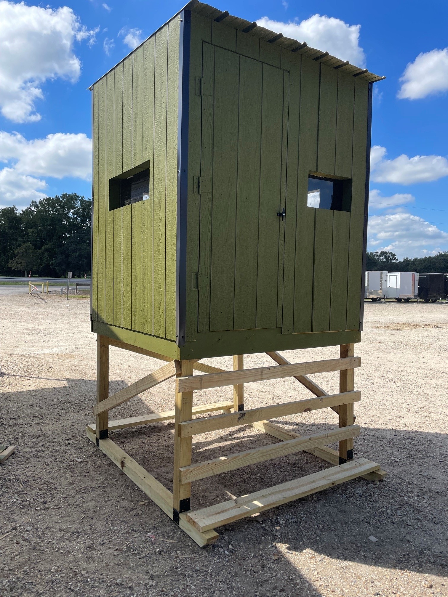 6x6 wood hunting stand on skids — Delta Trailer Sales Carencro Louisiana