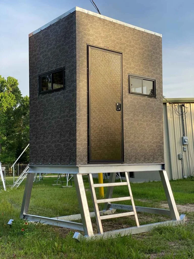 6x6 deer blind on aluminum skids – near Lafayette LA