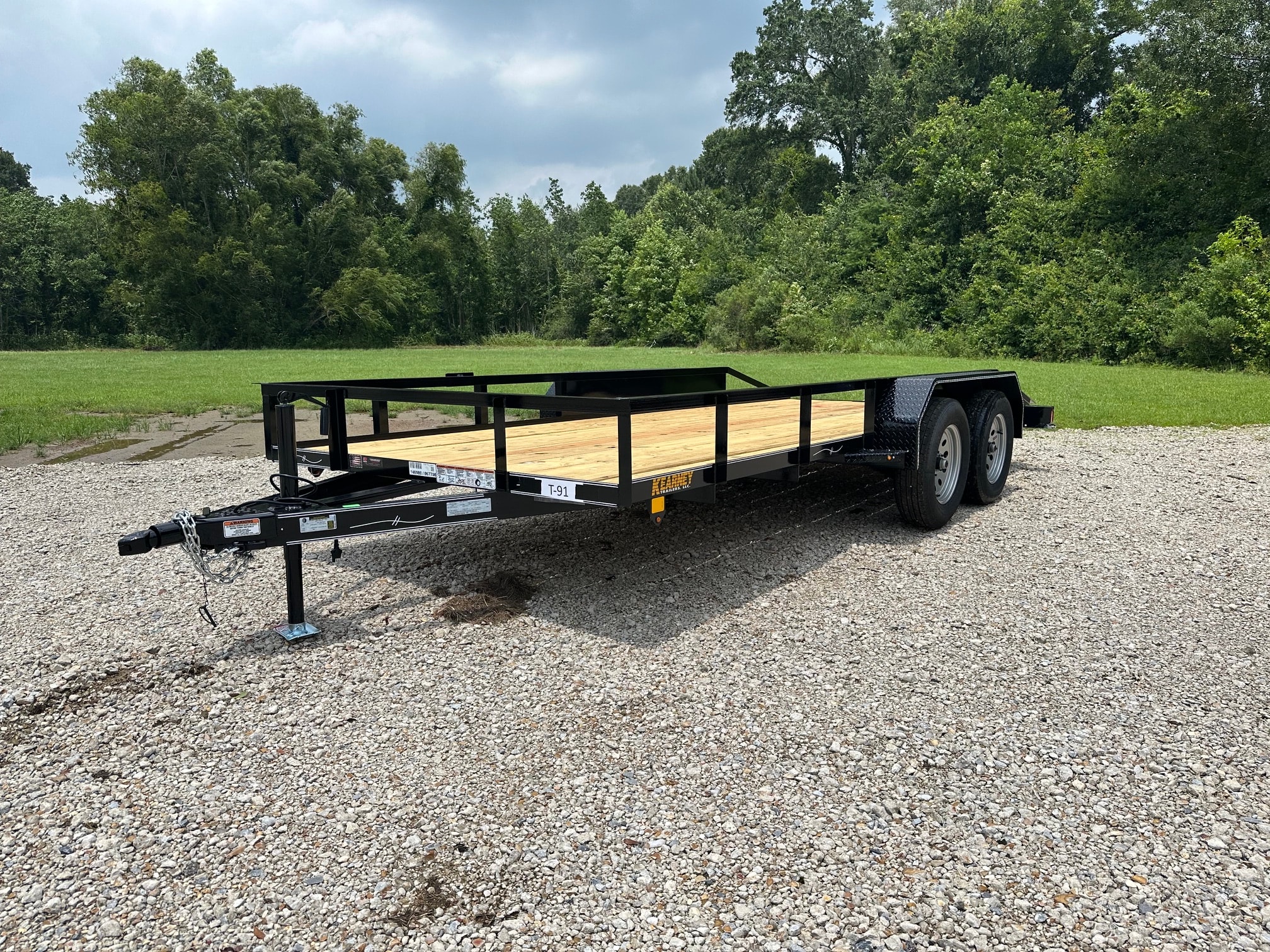 Kearney tandem axle utility trailer with gate